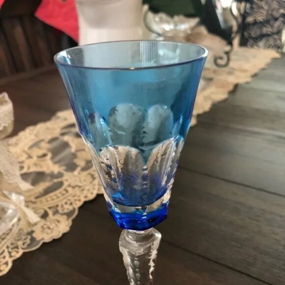 Vintage nachtmann Cranberry and blue crystal wine glasses - Picture 3 of 3